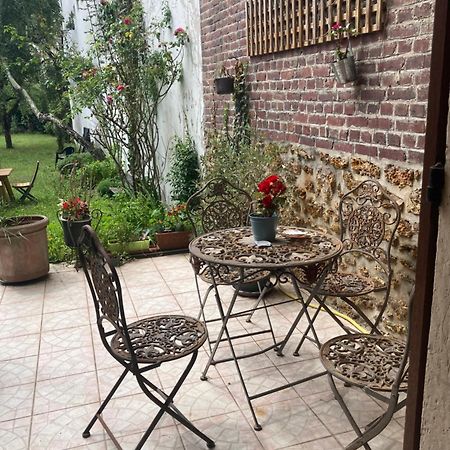 Studio Avec Terrasse Sur Jardin 퐁트네수부아 외부 사진